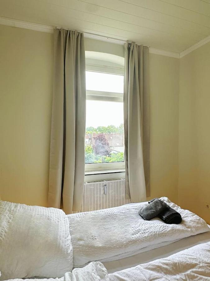 2 Schlafzimmer Waschenspuelmaschine Duisburg Exterior photo